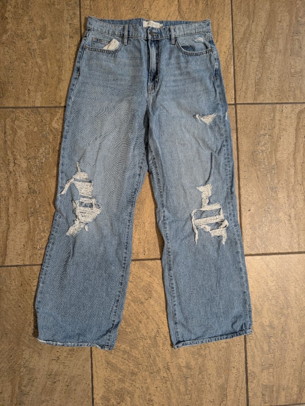 HIDDEN Light Wash Distressed Ripped Jeans Size 31